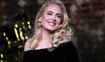  Adele reveals that she had considered quitting performing forever after a ''traumatic'' experience during her Las Vegas residency controversy