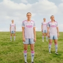 Arsenal Women Debut Exclusive Stella McCartney-Designed Away Kit as Aston Villa Faces Kit Troubles