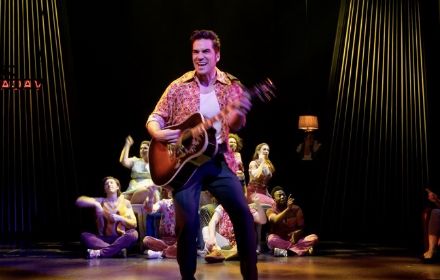 Struggling Neil Diamond Musical ‘A Beautiful Noise' Adopts Innovative Schedule Shift to Attract Broadway Audience