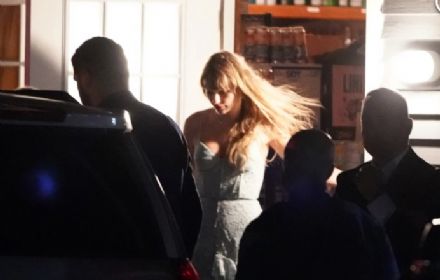 Taylor Swift Reunites and Parties with Former BFF Cara Delevingne at Jack Antonoff's Wedding