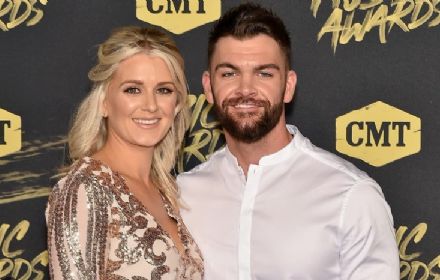  Woman shares cute video of her night oou at  Dylan Scott concert,